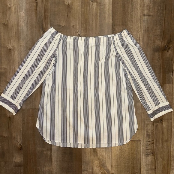 Lafayette 148 New York Women’s Stripped Blouse Size Medium - Picture 1 of 7